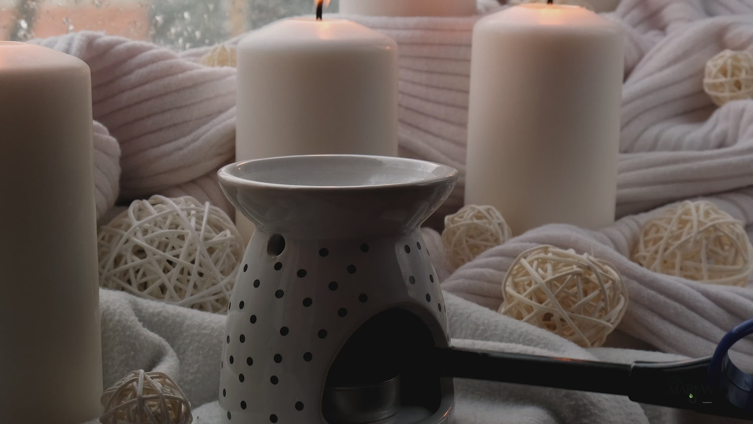 Organic Cedarwood Essential Oil – Pure Plant-Based Oil for Diffusers & Care